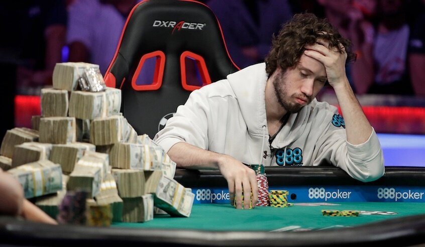 Dan Ott looking fatigued at the WSOP