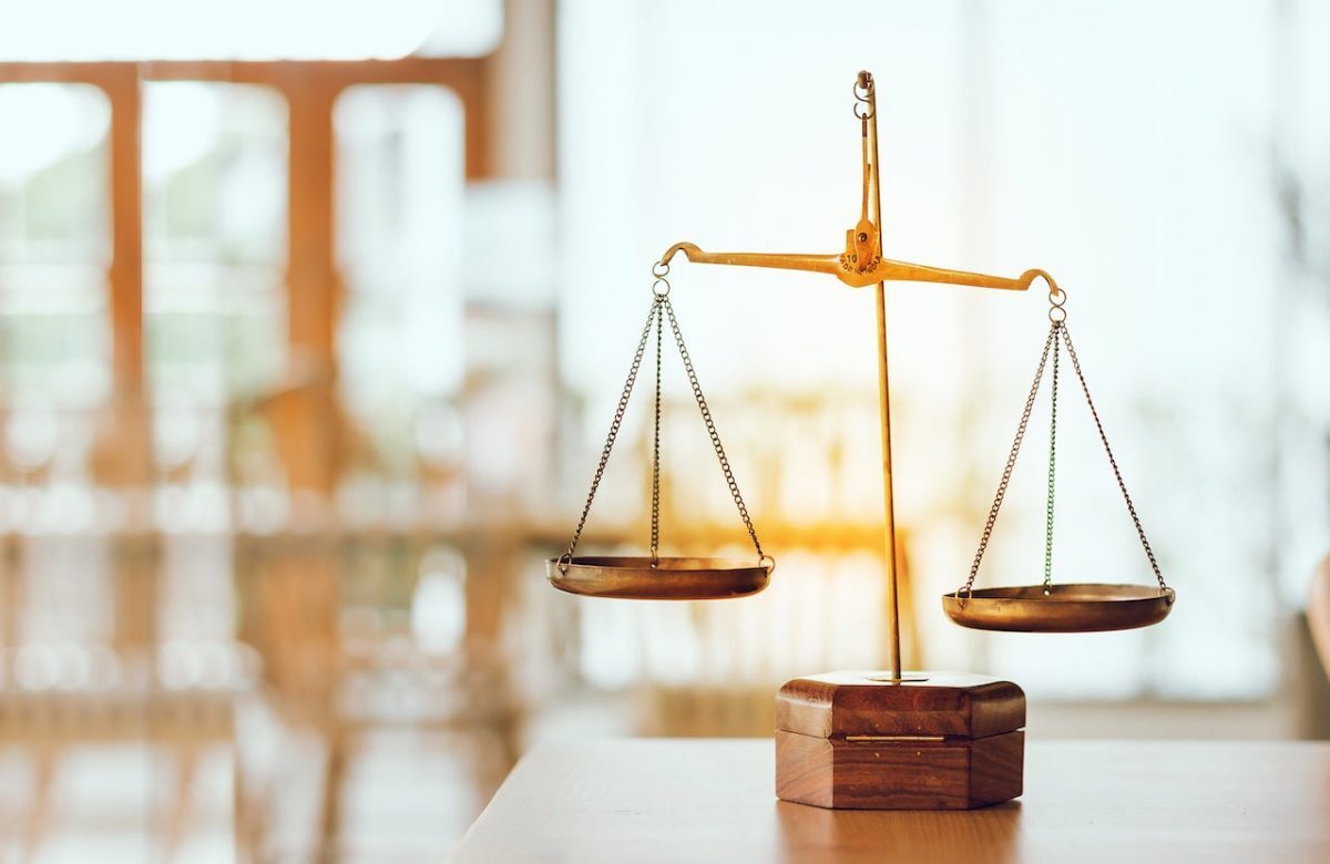 A balancing scale
