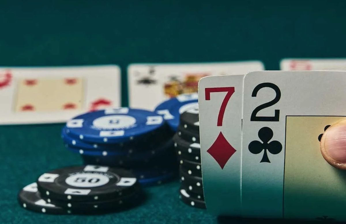 Bluff in Poker
