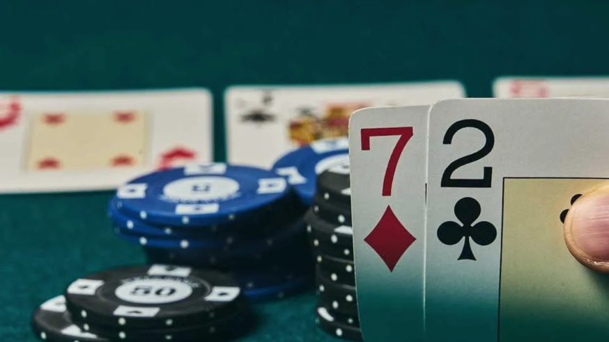 Bluff in Poker