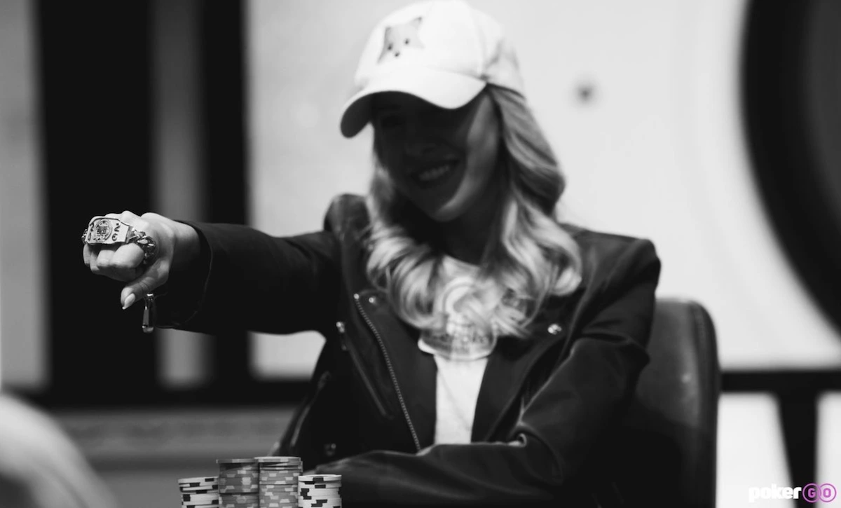 Kristen Foxen B W